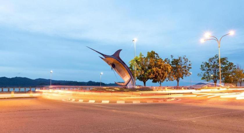 1 City Hotel Kota Kinabalu Kültér fotó
